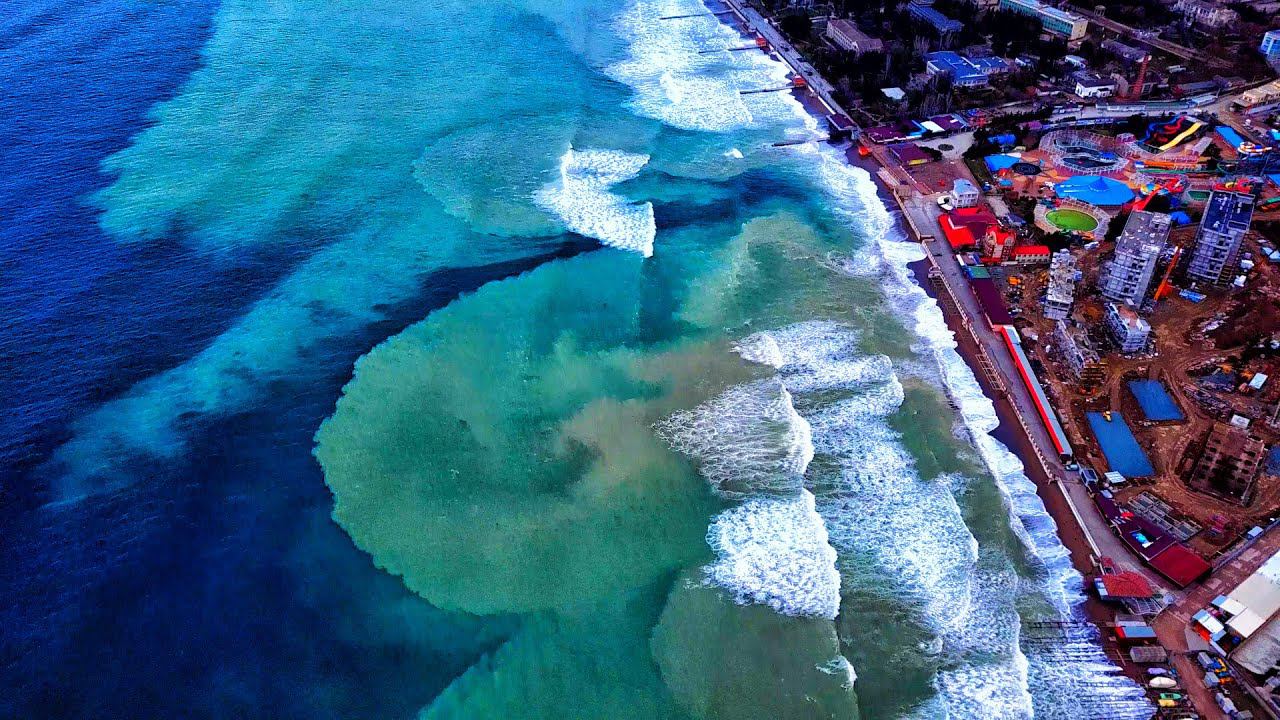 Крым - ШТОРМ на море. Что происходит в городе СУДАК сегодня. Показываю всё как есть. смотреть онлайн