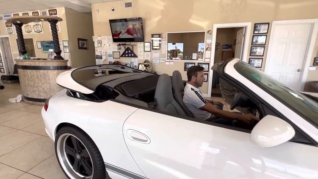 2002 Porsche 911 C4 Cab Top operation!! смотреть онлайн