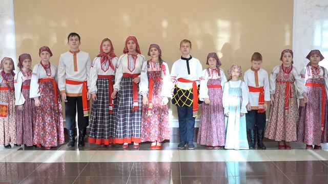 Детский фольклорный ансамбль "Цветень" с.Хлевное Липецкой обл. "Виноград расцветает" смотреть онлайн