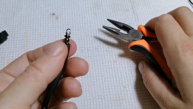 делаю строгий, защитный комплект для подруги смотреть онлайн