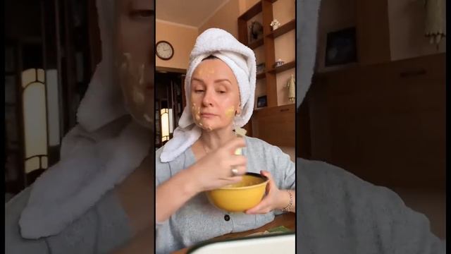 Не выбрасывайте банановую кожуру🍌 смотреть онлайн