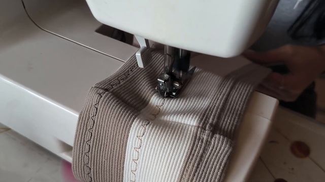 Звук швейной машинки, шов зигзаг, швы зигзагом,Sewing machine sound, zigzag stitch, zigzag stitch смотреть онлайн