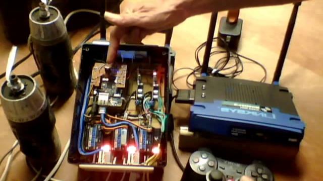 Arduino wifi Remote Control PS2 смотреть онлайн