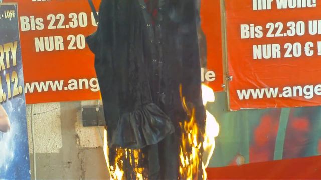 Маленькое черное платье смотреть онлайн