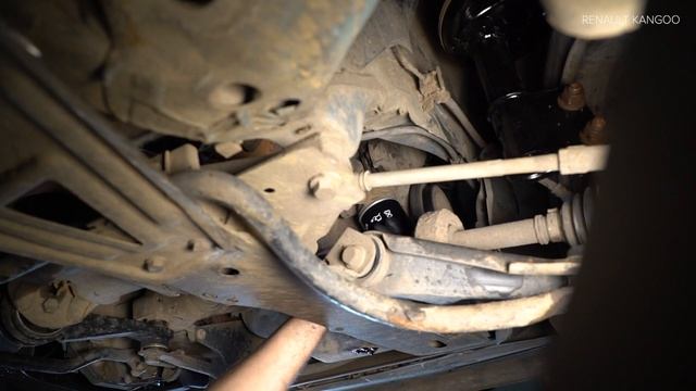 Kako zamenjati oljni filter in motorna olja na RENAULT KANGOO 1 (KC) [VODIČ AUTODOC] смотреть онлайн