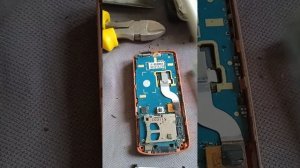 Сони Эриксон w800i что в нутри