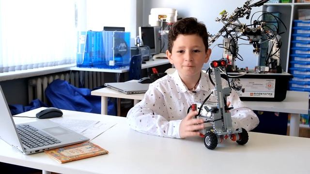 Роботизированная подставка для чтения книг смотреть онлайн