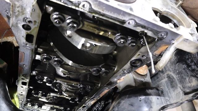 FORD 6.7 UPPER OIL PAN LEAKING?! HOW TO FIX IT! смотреть онлайн