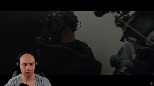 Marine Reacts to SCP: OVERLORD смотреть онлайн