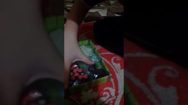 Шоколадки из Севера.Распоковка шоколадок.Кедровые шишки!! смотреть онлайн