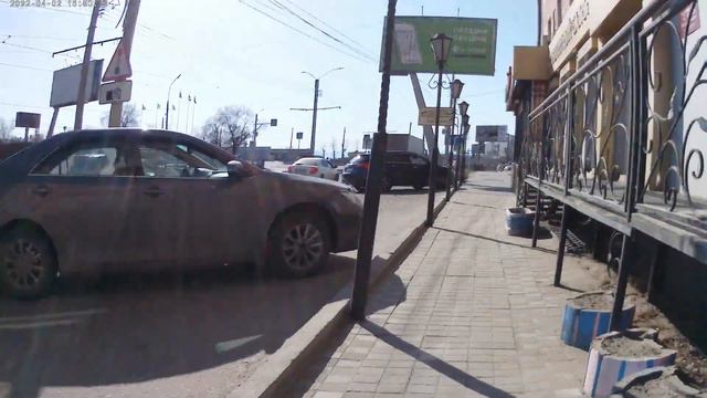 Помыл свой Фэтбайк. Теплые выдались выходные. Решили с другом покататься по городу Улан-Удэ. смотреть онлайн