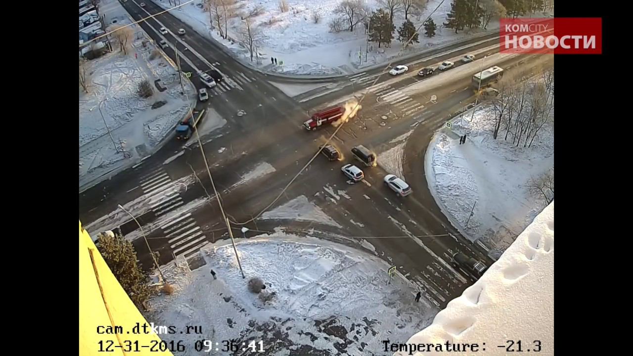Komcity Новости — Предновогоднее ДТП, ул. Вокзальная, 29 декабря 2016 смотреть онлайн