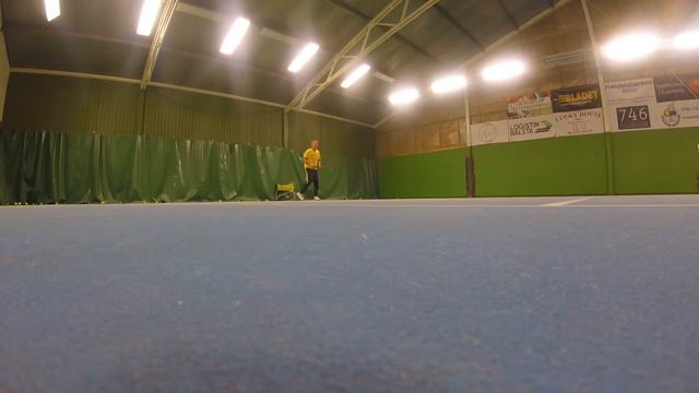 Tennis practice Niklas Persson. смотреть онлайн
