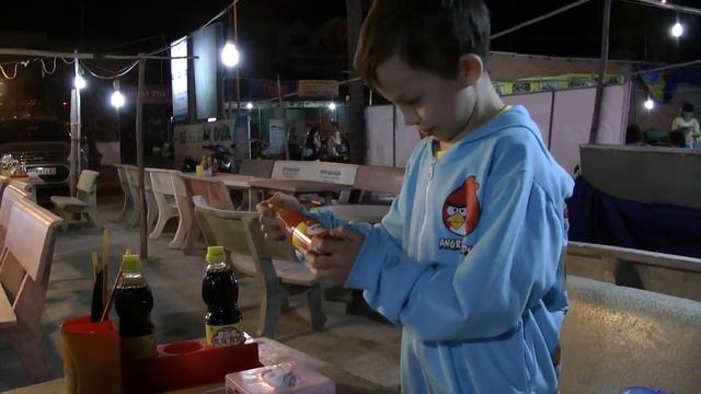 ВЛОГ СУП ИЗ ЛОБСТЕРА БОКЕ, ВЬЕТНАМ смотреть онлайн