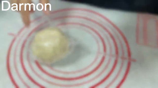 免烤箱的莲蓉米月饼来喽，方法简直不要太简单 смотреть онлайн