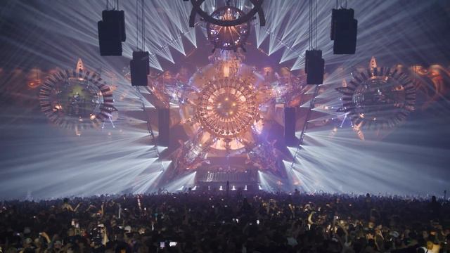 Showtek & Sub Zero Project & Doktor - Legends | Q-dance Records смотреть онлайн