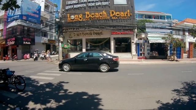 Нячанг 2016 Вьетнам.Самый большой ювелирный магазин в Нячанге.