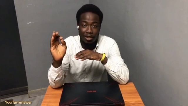 Tecno Phantom Vfold Unboxing and overview смотреть онлайн
