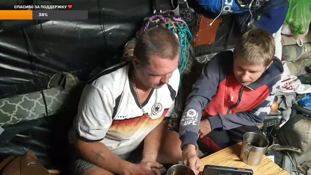 Вечерний стрим в палатке с головой) смотреть онлайн