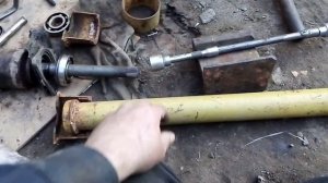 Снял подшипники с ШРУСов нивы, с помощью моего съемника полуосевых подшипников