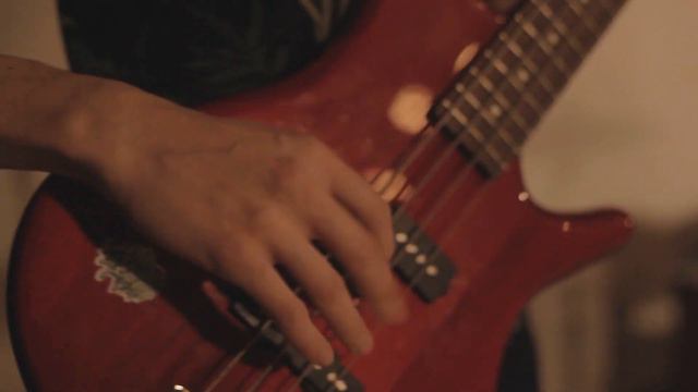 Vajazzle club - Lily (live at "Zvuchi") смотреть онлайн