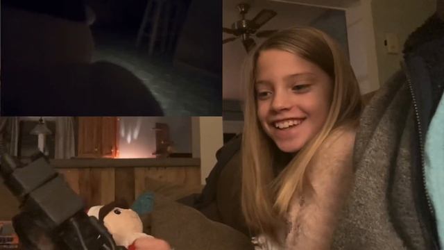 Daughters reaction to naughty Elf! смотреть онлайн