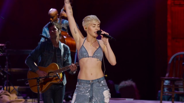Miley Cyrus - Why'd You Only Call Me When You're High - Bonus Track [MTV Unplugged - Live] смотреть онлайн