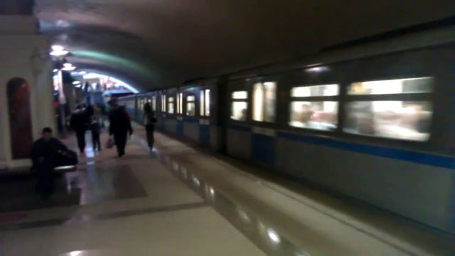 Метро г.Казань станция "Кремлёвская" смотреть онлайн
