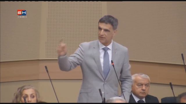 Krsmanovic: Lukac Sakriva Istinu! смотреть онлайн