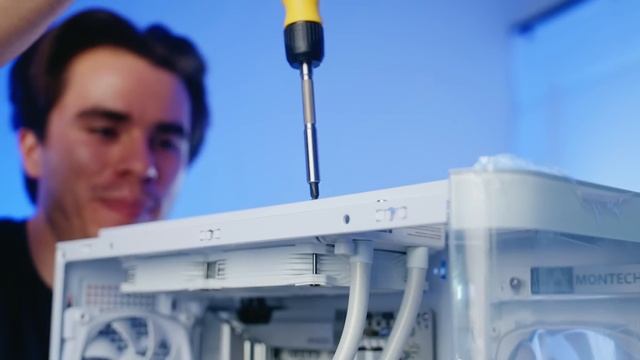 The BEST ? $2000 4K Gaming PC ⚡ Build Guide 2024 смотреть онлайн