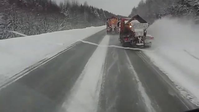 Шакман (shacman) F3000 37 тонн в кузове и гололед.