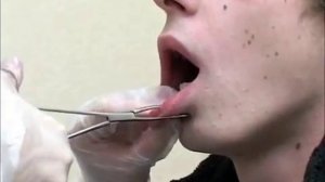 Как сделать пирсинг"Лабрет"прокол нижней губы