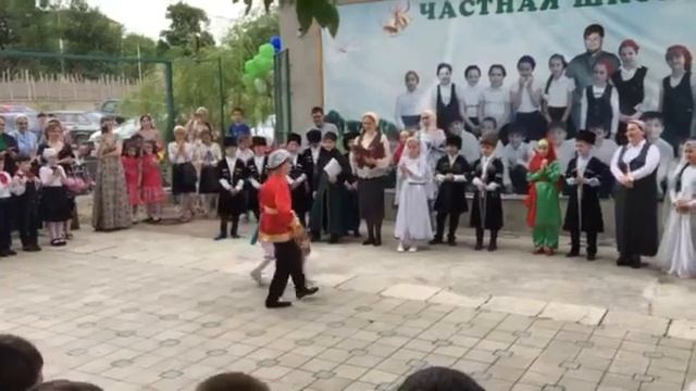 Грозный. Школа "Мирт". Калинка смотреть онлайн