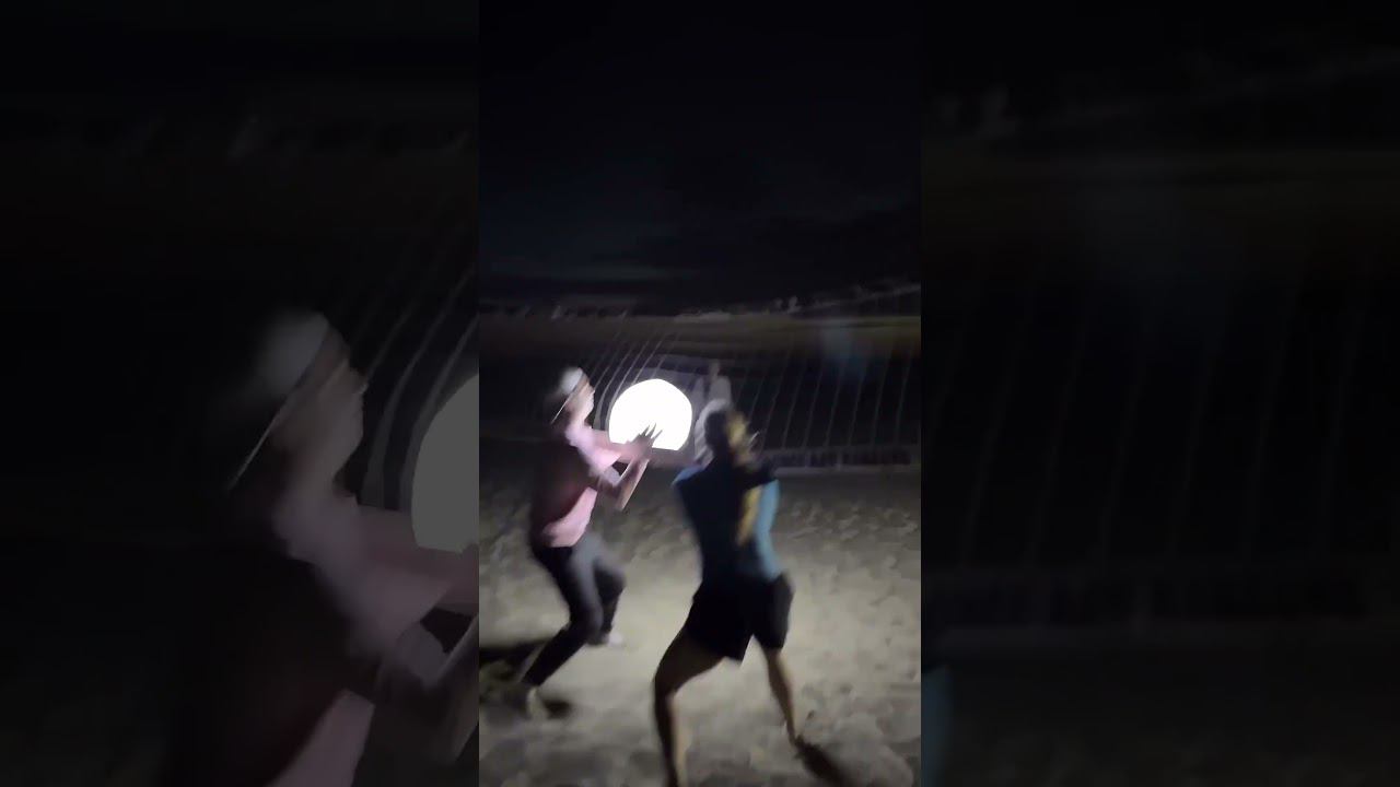 Он опять погасил солнце! #магия #монтаж #заккинг #вирусныевидео смотреть онлайн