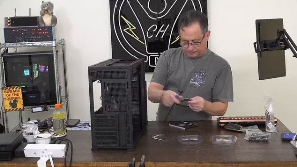 LIVE - Computer Build Featuring the Jonsbo D41 computer case with built-in monitor