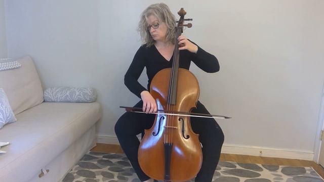 Colleen McGary-Smith performs the "Courante" from J.S. Bach's Suite No. 1 for Solo Cello in G Major смотреть онлайн