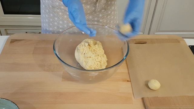 Проще не бывает! РАССЫПЧАТОЕ ОРЕХОВОЕ ПЕЧЕНЬЕ всего из 4-х ингредиентов/ Рецепты Джулии? смотреть онлайн