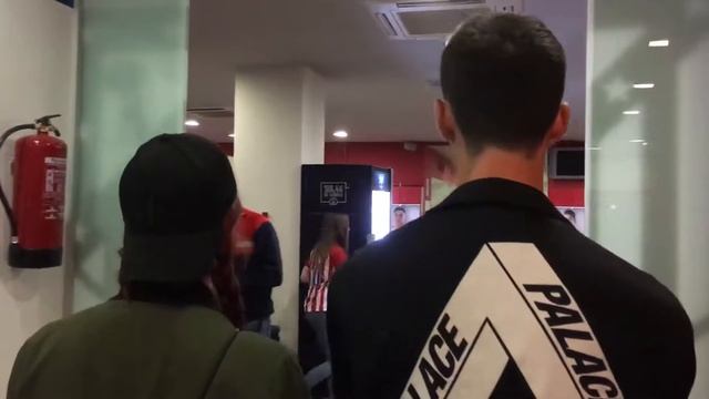 Vicente Calderón Stadium Tour смотреть онлайн