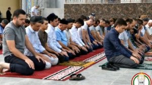 Чи тавр?  Бояд намози Ид-ро хонд? Дар хона