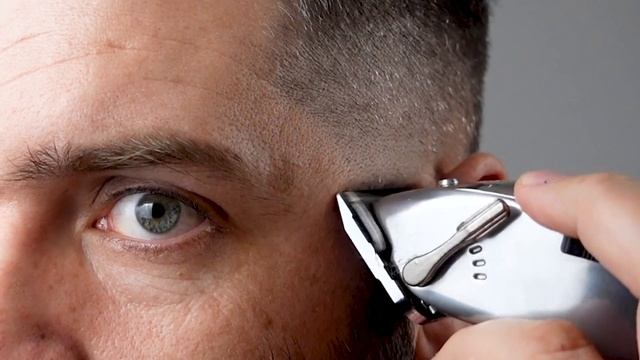 Massive barber FAIL! How to easily blend the beard and hair together смотреть онлайн