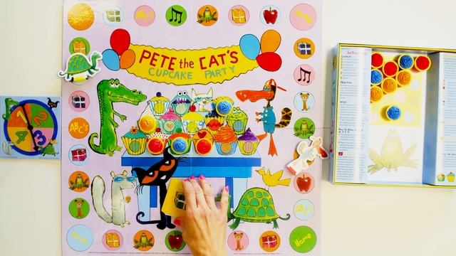 Pete the Cat and the Missing Cupcakes Board Game | Ms. Becky & Bear's Playtime смотреть онлайн