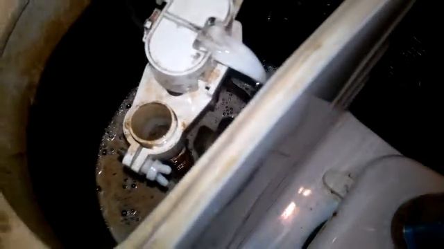 Течет унитаз