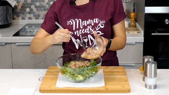 Салат с Тунцом Яйцом и Огурцом / Салат с тунцом / ПП салат / Рецепт салата с тунцом / Легкий салат смотреть онлайн