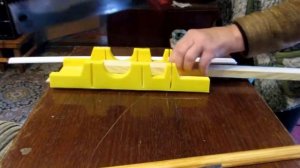 Стусло, или как отпилить планку, наличник ровно под углом.