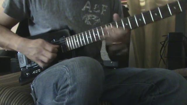Hohner G3T-BK Headless Guitar With Licensed By Steinberger Tremolo