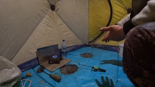 Ловля зимнего карася ночью смотреть онлайн