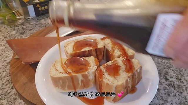 편의점 간식 쇼핑하고 마트 장보는 일상, 팬케이크말이, 부추장, 애호박전 만들기 l 일본 도쿄 VLOG смотреть онлайн