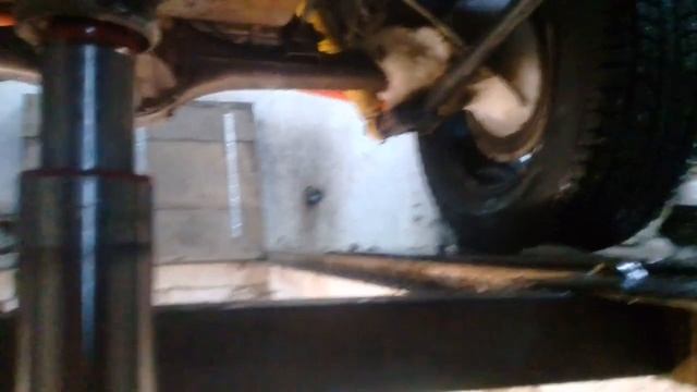 Траверса. Гидро подьемник в яму гаража. смотреть онлайн