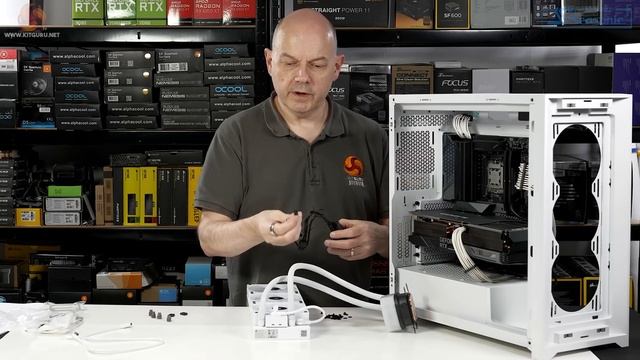 Corsair iCUE Link Build with Dominator Titanium DDR5-6000 смотреть онлайн