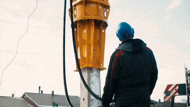 Как проходят испытания сваебоя Delta HPH-8 перед отгрузкой клиенту смотреть онлайн